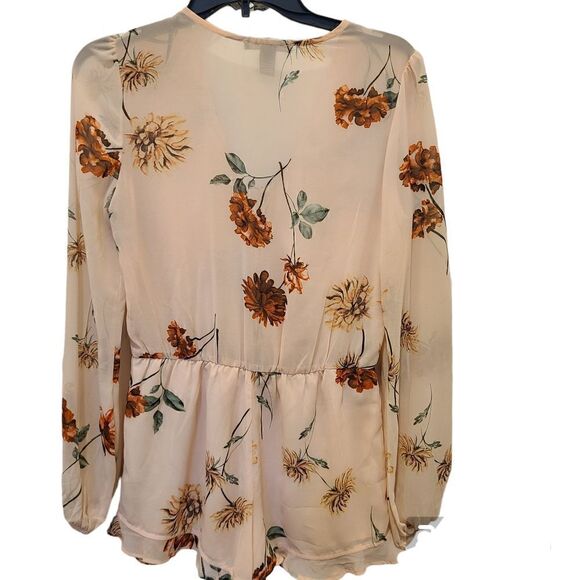 Forever 21 floral romper size medium - Picture 8 of 11